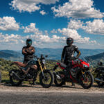 Las mejores rutas en moto para descubrir este verano